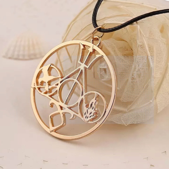 Books/Movie Fandom Pendant Gold Leather Cord Necklace OPCC The Novel Classic Mix - Picture 2 of 2
